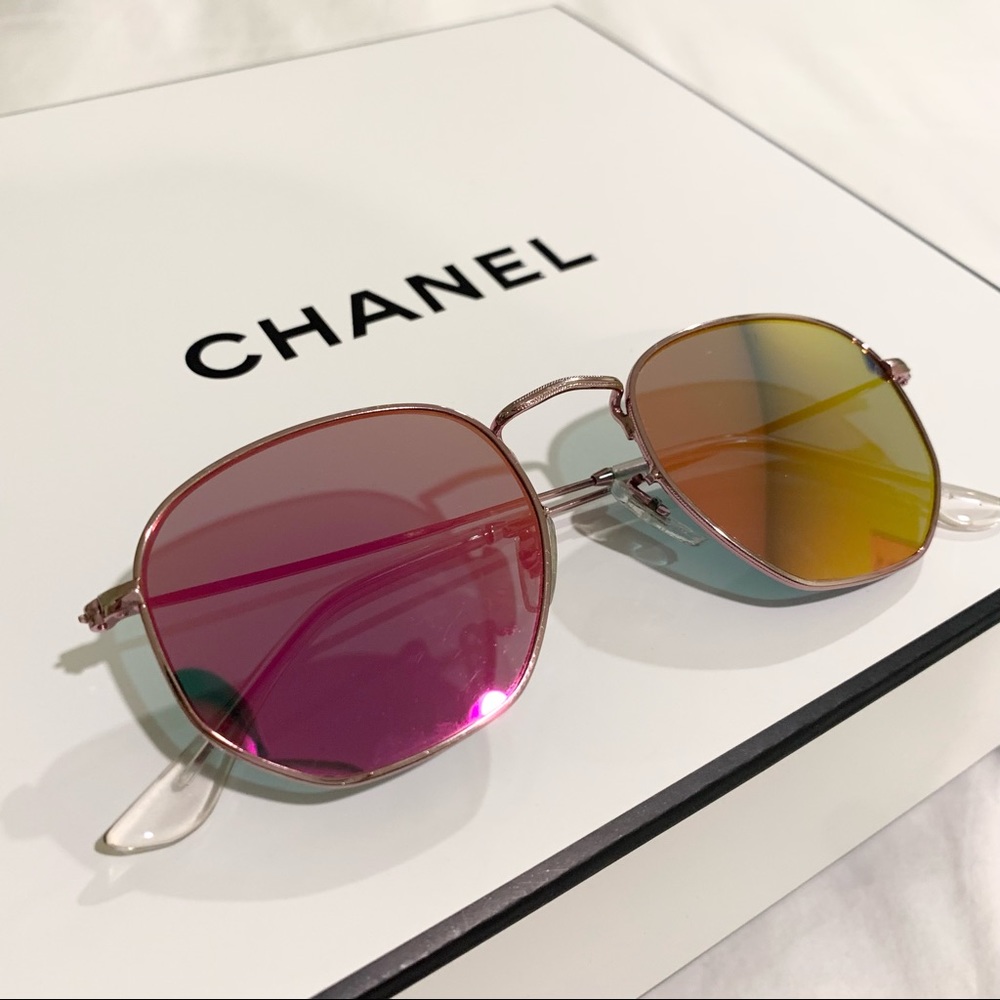 ✨ PINK REFLECTIVE SUNGLASSES ✨